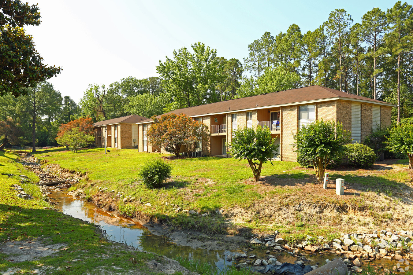 Tanglewood Apartments Located in Columbia, South Carolina our charming apartment community